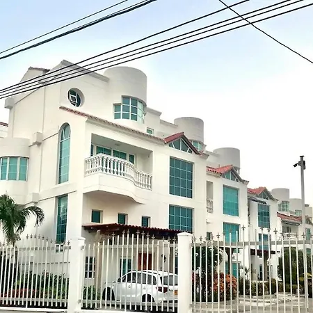 Casa De Lujo En Privado Por Cartagena